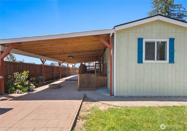 Photo 3 of Manufactured home for sale at 15920 81st Avenue E, Puyallup, WA 98375 | MLS# NWM2562806 | Listing updated on 2026-09-30