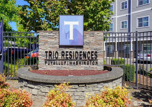 Condo for sale at 13405 97th Avenue E #207, Puyallup, WA 98373 | MLS# NWM2562874