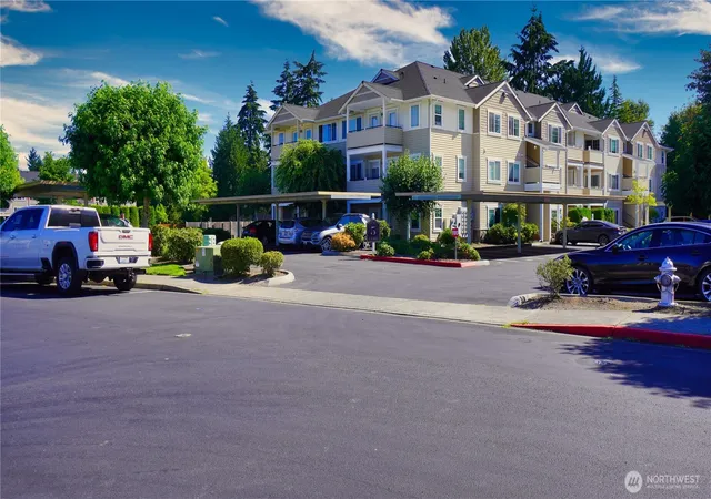 Photo 3 of Condo for sale at 13405 97th Avenue E #207, Puyallup, WA 98373 | MLS# NWM2562874 | Listing updated on 2026-09-24