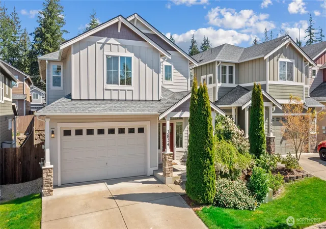 Photo 1 of Single family home for sale at 3824 Discovery Ave Sw, Bremerton, WA 98312 | MLS# NWM2562876 | Listing updated on 2026-09-23