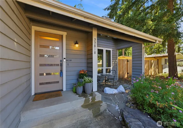 Photo 2 of Sale Pending at 22818 Southeast 288th St, Maple Valley, WA 98038 | MLS# NWM2562942 | Listing updated on 2026-09-25