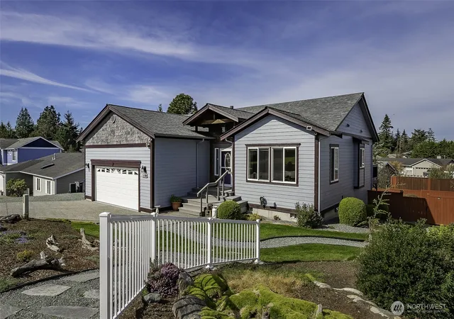 Photo 3 of Sale Pending at 4410 Glasgow Way, Anacortes, WA 98221 | MLS# NWM2562946 | Listing updated on 2026-09-28