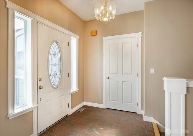 Photo 3 of Sale Pending at 4410 Glasgow Way, Anacortes, WA 98221 | MLS# NWM2562946 | Listing updated on 2026-09-28
