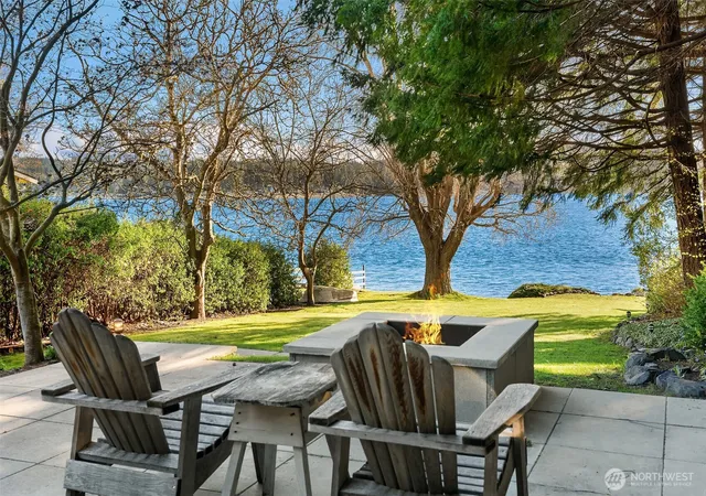 Photo 2 of Single family home for sale at 6602 Cromwell Beach Dr Nw, Gig Harbor, WA 98335 | MLS# NWM2562973 | Listing updated on 2026-09-25