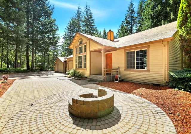 Photo 1 of Single family home for sale at 5800 Sw Royal Spruce Dr, Port Orchard, WA 98367 | MLS# NWM2563075 | Listing updated on 2026-09-26