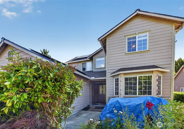 Photo 1 of Single family home for sale at 2002 Kyle St Se, Olympia, WA 98501 | MLS# NWM2563148 | Listing updated on 2026-10-01