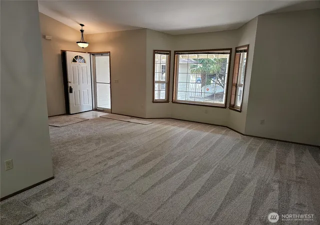 Photo 2 of Single family home for sale at 2306 Orchard St S, Fircrest, WA 98466 | MLS# NWM2563287 | Listing updated on 2026-09-30