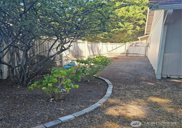 Photo 4 of Single family home for sale at 2306 Orchard St S, Fircrest, WA 98466 | MLS# NWM2563287 | Listing updated on 2026-09-30