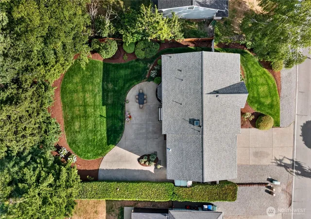 Photo 3 of Sale Pending at 2815 199th Avenue Ct E, Lake Tapps, WA 98391 | MLS# NWM2563338 | Listing updated on 2026-09-25