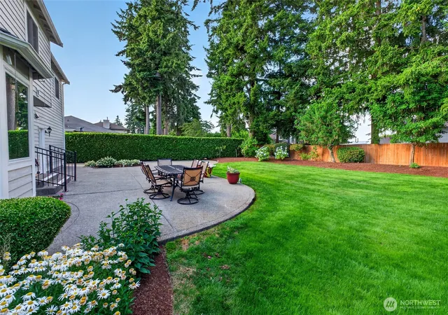 Photo 4 of Sale Pending at 2815 199th Avenue Ct E, Lake Tapps, WA 98391 | MLS# NWM2563338 | Listing updated on 2026-09-25