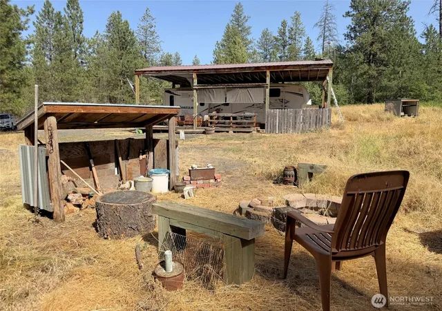 Photo 2 of Sale Pending at 2 Miles/creston Rd E, Creston, WA 99117 | MLS# NWM2563497 | Listing updated on 2026-09-25