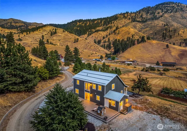 Photo 2 of Single family home for sale at 119 Rusty Spur Ln, Cashmere, WA 98815 | MLS# NWM2563557 | Listing updated on 2026-09-23