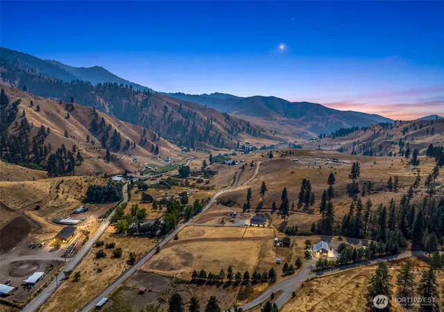Photo 3 of Single family home for sale at 119 Rusty Spur Ln, Cashmere, WA 98815 | MLS# NWM2563557 | Listing updated on 2026-09-23