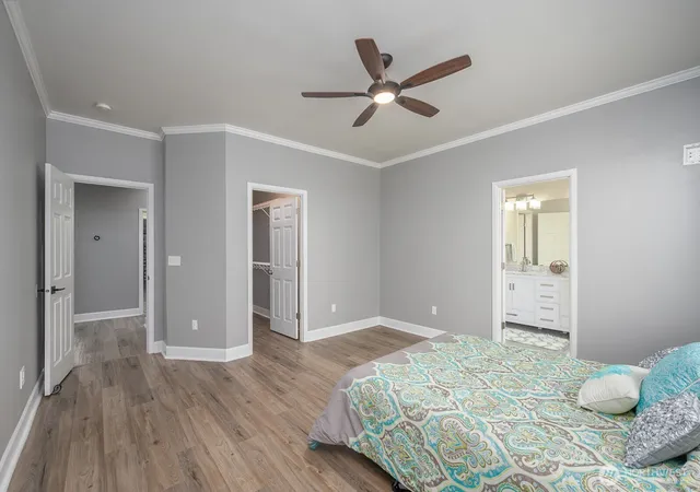 Photo 3 of Sale Pending at 1308 W Bonneville St, Moses Lake, WA 98837 | MLS# NWM2563660 | Listing updated on 2026-09-25