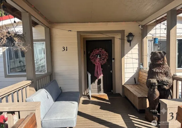 Photo 3 of Manufactured home for sale at 31 Spruce Ln, Port Hadlock, WA 98339 | MLS# NWM2563783 | Listing updated on 2026-09-29