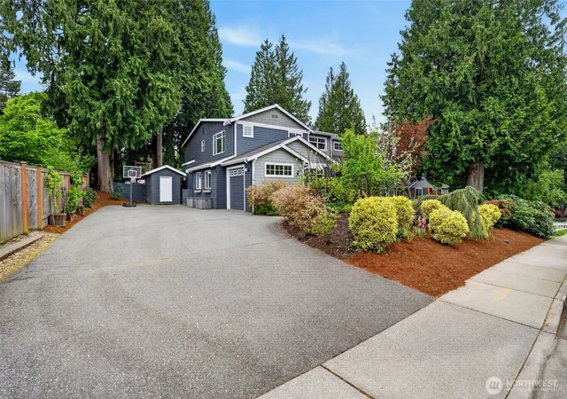 Photo 3 of Sale Pending at 11419 Ne 100th Street, Kirkland, WA 98033 | MLS# NWM2563829 | Listing updated on 2026-09-17