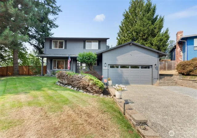 Photo 2 of Single family home for sale at 10009 Ne 141st Street, Kirkland, WA 98034 | MLS# NWM2563917 | Listing updated on 2026-10-01