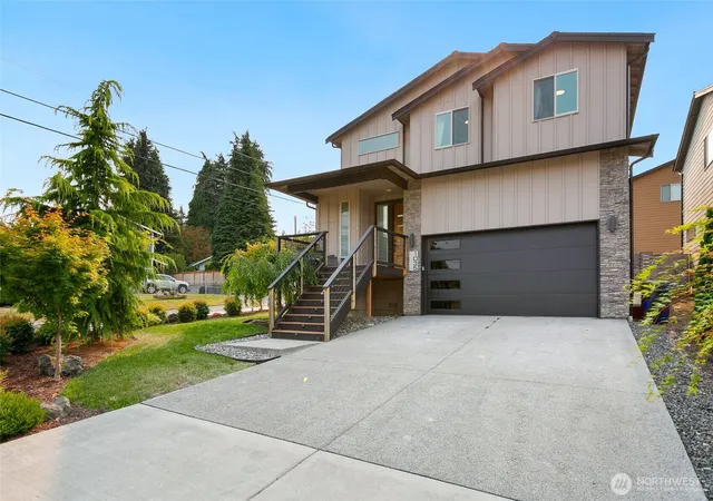 Photo 2 of Single family home for sale at 1035 51st Place Sw, Everett, WA 98203 | MLS# NWM2563934 | Listing updated on 2026-09-23