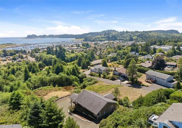 Photo 3 of Single family home for sale at 508 Mary Ann, Ilwaco, WA 98624 | MLS# NWM2564222 | Listing updated on 2026-09-23