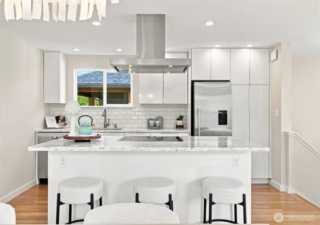 Photo 4 of Sale Pending at 4511 Cascadia Ave S, Seattle, WA 98118 | MLS# NWM2564434 | Listing updated on 2026-09-25