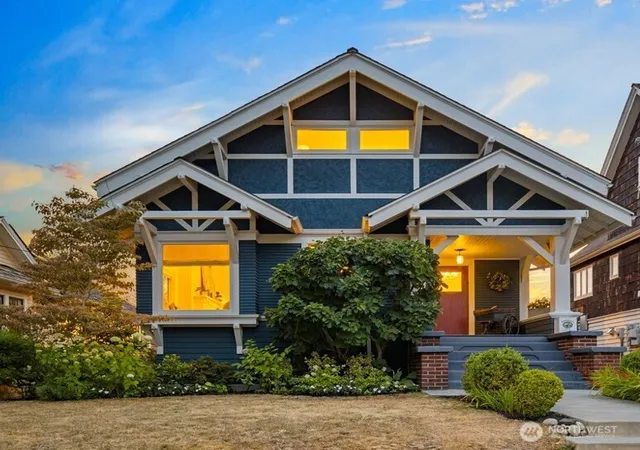 Photo 2 of Single family home for sale at 515 30th Avenue S, Seattle, WA 98144 | MLS# NWM2564734 | Listing updated on 2026-09-26