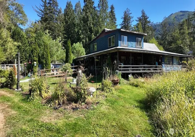 Photo 2 of Single family home for sale at 31090 S Skagit Hwy, Sedro Woolley, WA 98284 | MLS# NWM2564815 | Listing updated on 2026-09-23
