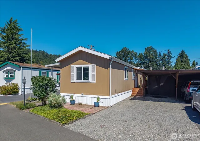 Photo 1 of Manufactured home for sale at 5629 112th Avenue Ct E #24, Puyallup, WA 98372 | MLS# NWM2565012 | Listing updated on 2026-09-28