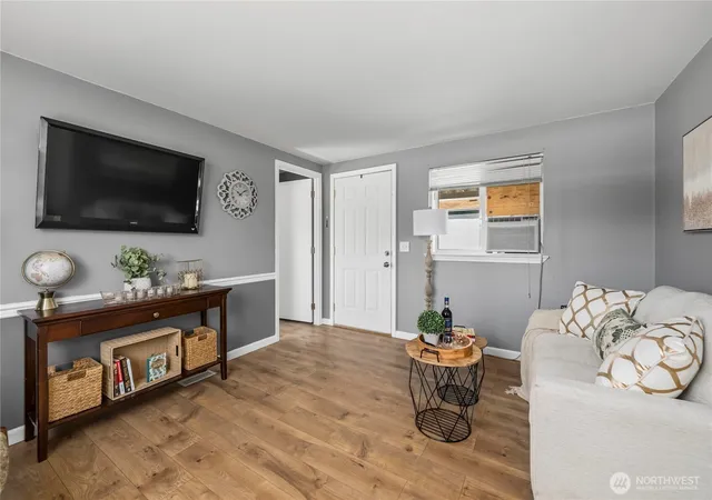 Photo 4 of Manufactured home for sale at 5629 112th Avenue Ct E #24, Puyallup, WA 98372 | MLS# NWM2565012 | Listing updated on 2026-09-28