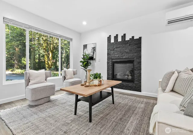 Photo 4 of Single family home for sale at 8 White Mountain Ln, Bellingham, WA 98229 | MLS# NWM2565085 | Listing updated on 2026-10-01