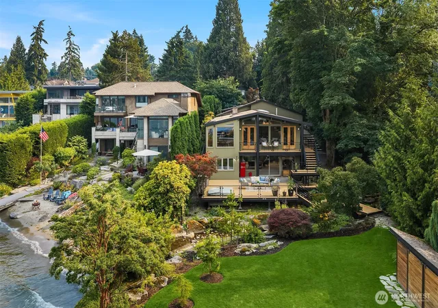 Photo 1 of Single family home for sale at 9418 Se 33rd Street, Mercer Island, WA 98040 | MLS# NWM2565108 | Listing updated on 2026-09-23