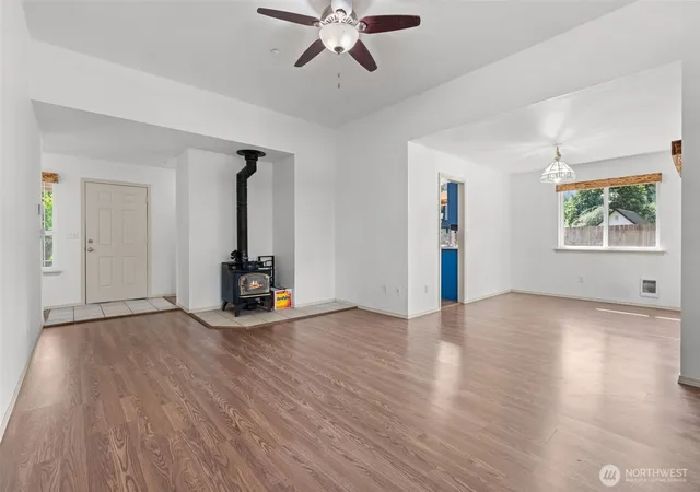 Photo 4 of Single family home for sale at 21 SE Mya Ln, Shelton, WA 98584 | MLS# NWM2565199 | Listing updated on 2026-09-23