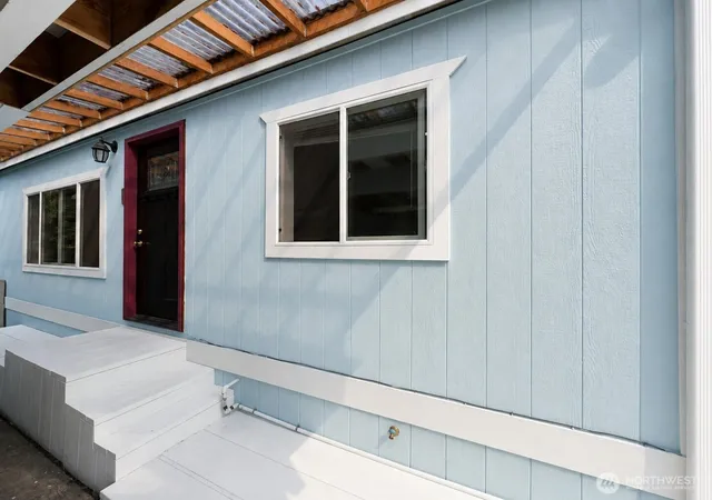 Photo 1 of Manufactured home for sale at 20518 135th Avenue E #7, Graham, WA 98338 | MLS# NWM2565294 | Listing updated on 2026-09-23