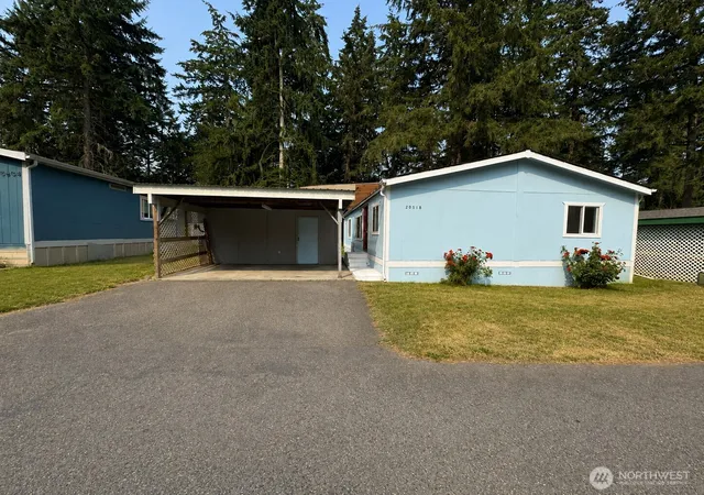 Photo 3 of Manufactured home for sale at 20518 135th Avenue E #7, Graham, WA 98338 | MLS# NWM2565294 | Listing updated on 2026-09-23