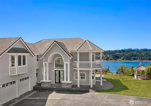 Photo 1 of Single family home for sale at 457 E Victor Rd, Belfair, WA 98528 | MLS# NWM2565335 | Listing updated on 2026-09-30