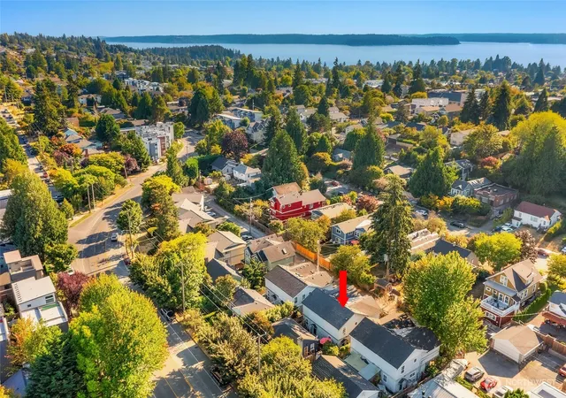 Photo 3 of Townhouse for sale at 5615 Fauntleroy Way SW, Seattle, WA 98136 | MLS# NWM2565387 | Listing updated on 2026-09-24