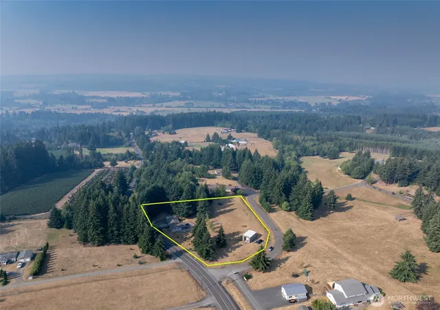 Photo 3 of Single family home for sale at 361 Penning Rd, Chehalis, WA 98532 | MLS# NWM2565459 | Listing updated on 2026-09-26