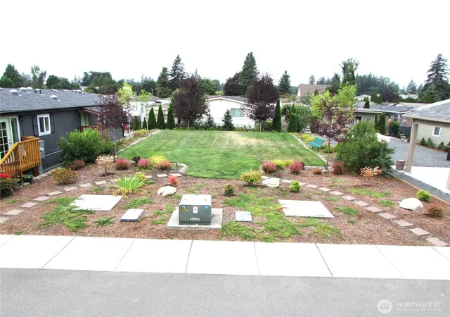 Photo 4 of Manufactured home for sale at 4424 84th Street NE #7, Marysville, WA 98270 | MLS# NWM2565537 | Listing updated on 2026-09-23
