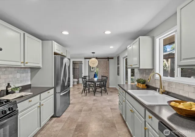 Photo 3 of Single family home for sale at 22628 87th Avenue W, Edmonds, WA 98026 | MLS# NWM2565794 | Listing updated on 2026-09-24