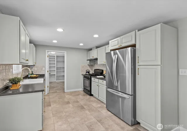 Photo 3 of Single family home for sale at 22628 87th Avenue W, Edmonds, WA 98026 | MLS# NWM2565794 | Listing updated on 2026-09-24