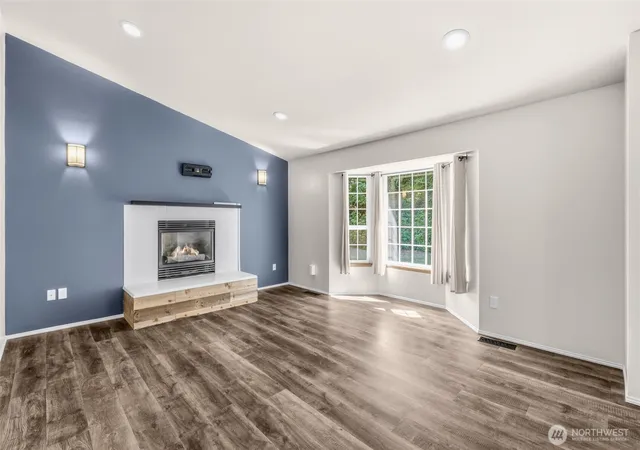 Photo 4 of Single family home for sale at 1425 128th Drive NE, Lake Stevens, WA 98258 | MLS# NWM2565802 | Listing updated on 2026-09-30