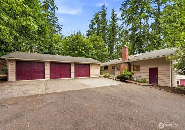 Photo 4 of Single family home for sale at 7412 104th Street E, Puyallup, WA 98373 | MLS# NWM2565840 | Listing updated on 2026-09-23