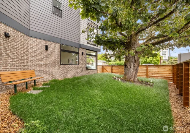 Photo 3 of Single family home for sale at 7009 9th Avenue Ne, Seattle, WA 98115 | MLS# NWM2565975 | Listing updated on 2026-10-01