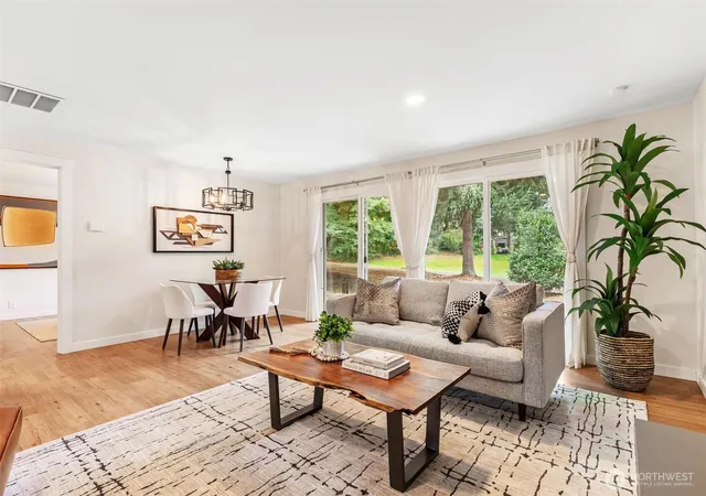 Photo 4 of Sale Pending at 3339 SW 323rd Street, Federal Way, WA 98023 | MLS# NWM2566029 | Listing updated on 2026-09-25