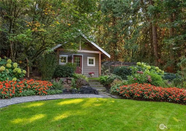 Photo 4 of Single family home for sale at 20530 SE 19th Street, Sammamish, WA 98075 | MLS# NWM2566121 | Listing updated on 2026-09-23