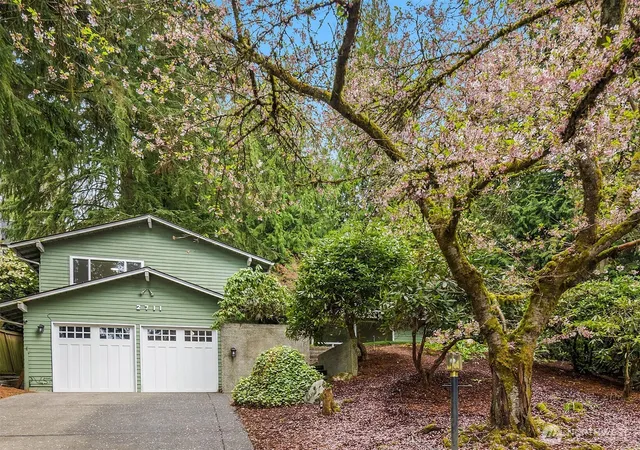 Photo 1 of Sale Pending at 2711 101st Place Ne, Bellevue, WA 98004 | MLS# NWM2566255 | Listing updated on 2026-09-25