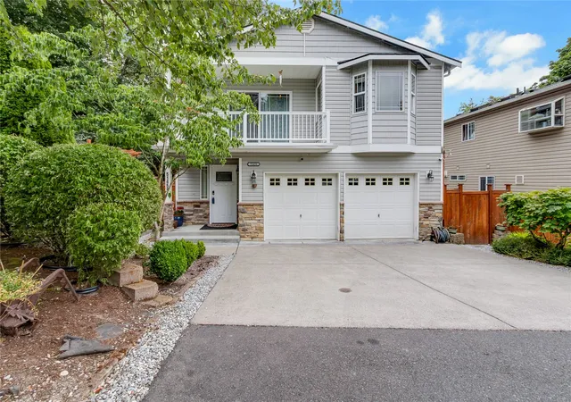 Photo 2 of Single family home for sale at 5145 S Augusta St, Seattle, WA 98178 | MLS# NWM2566347 | Listing updated on 2026-09-23