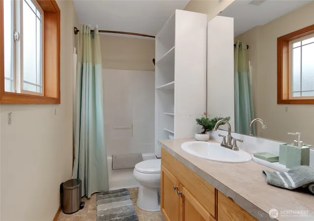 Photo 4 of Single family home for sale at 5145 S Augusta St, Seattle, WA 98178 | MLS# NWM2566347 | Listing updated on 2026-09-23