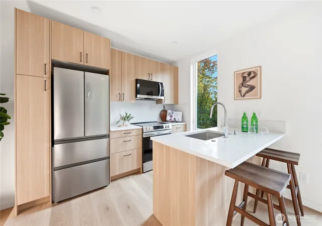 Photo 3 of Single family home for sale at 4907 Sw Canada Dr, Seattle, WA 98136 | MLS# NWM2566424 | Listing updated on 2026-09-29