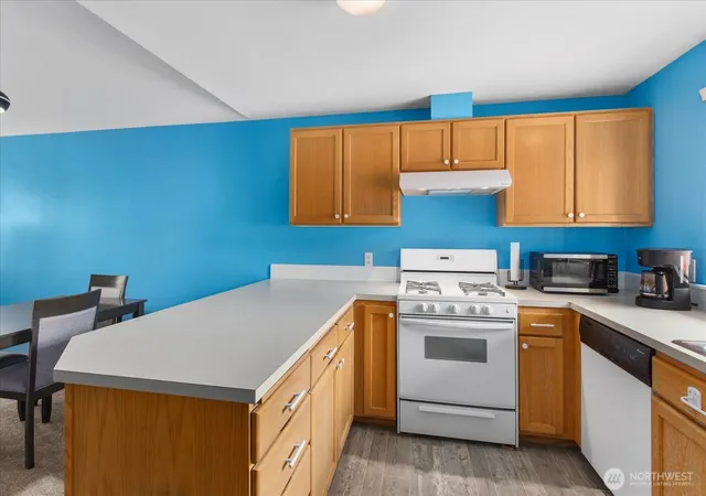 Photo 4 of Single family home for sale at 5805 105th Place NE, Marysville, WA 98270 | MLS# NWM2566526 | Listing updated on 2026-09-23
