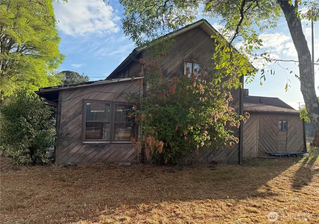Photo 1 of Single family home for sale at 303 Peterson St S, Roy, WA 98580 | MLS# NWM2566542 | Listing updated on 2026-09-23